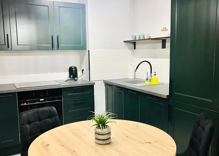 Forest Mountain Aparts *