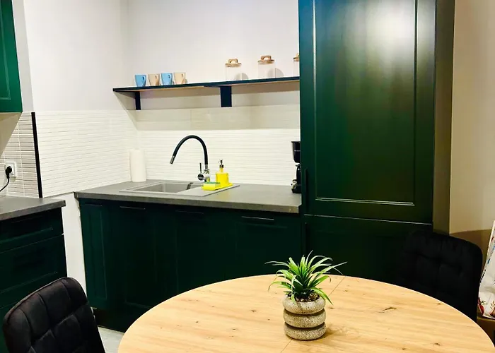 Forest Mountain Aparts